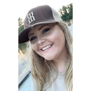 Meet your Posher, Jada